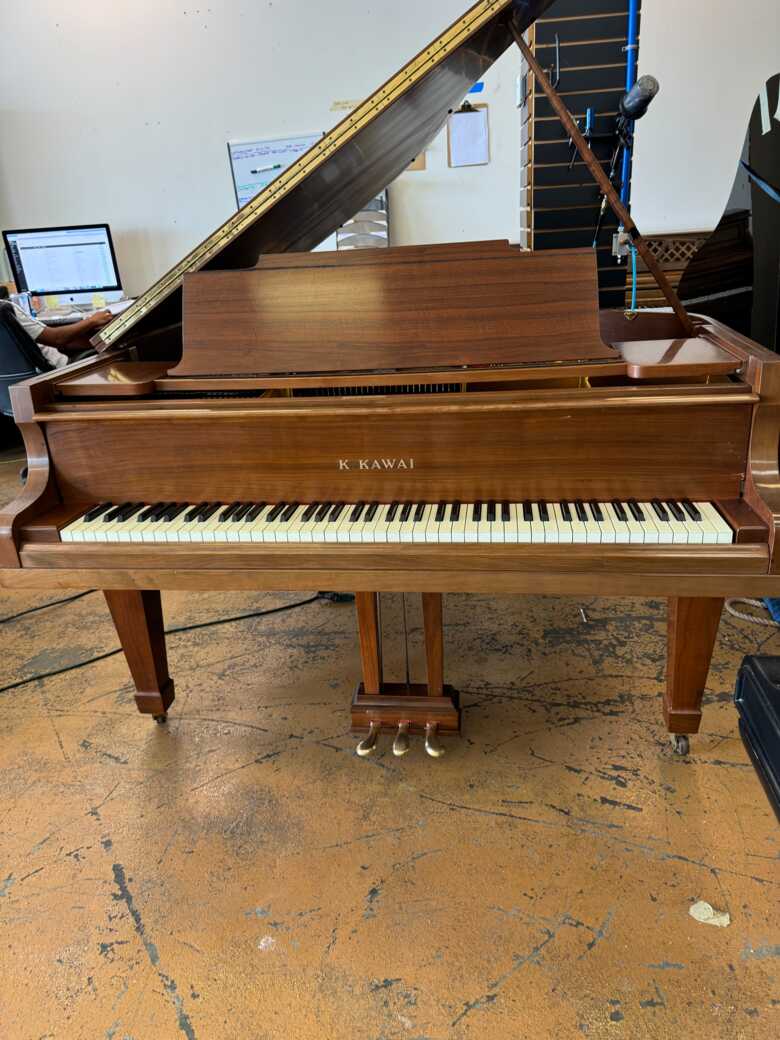 KAWAI GRAND PIANO - FREE DELIVERY!  