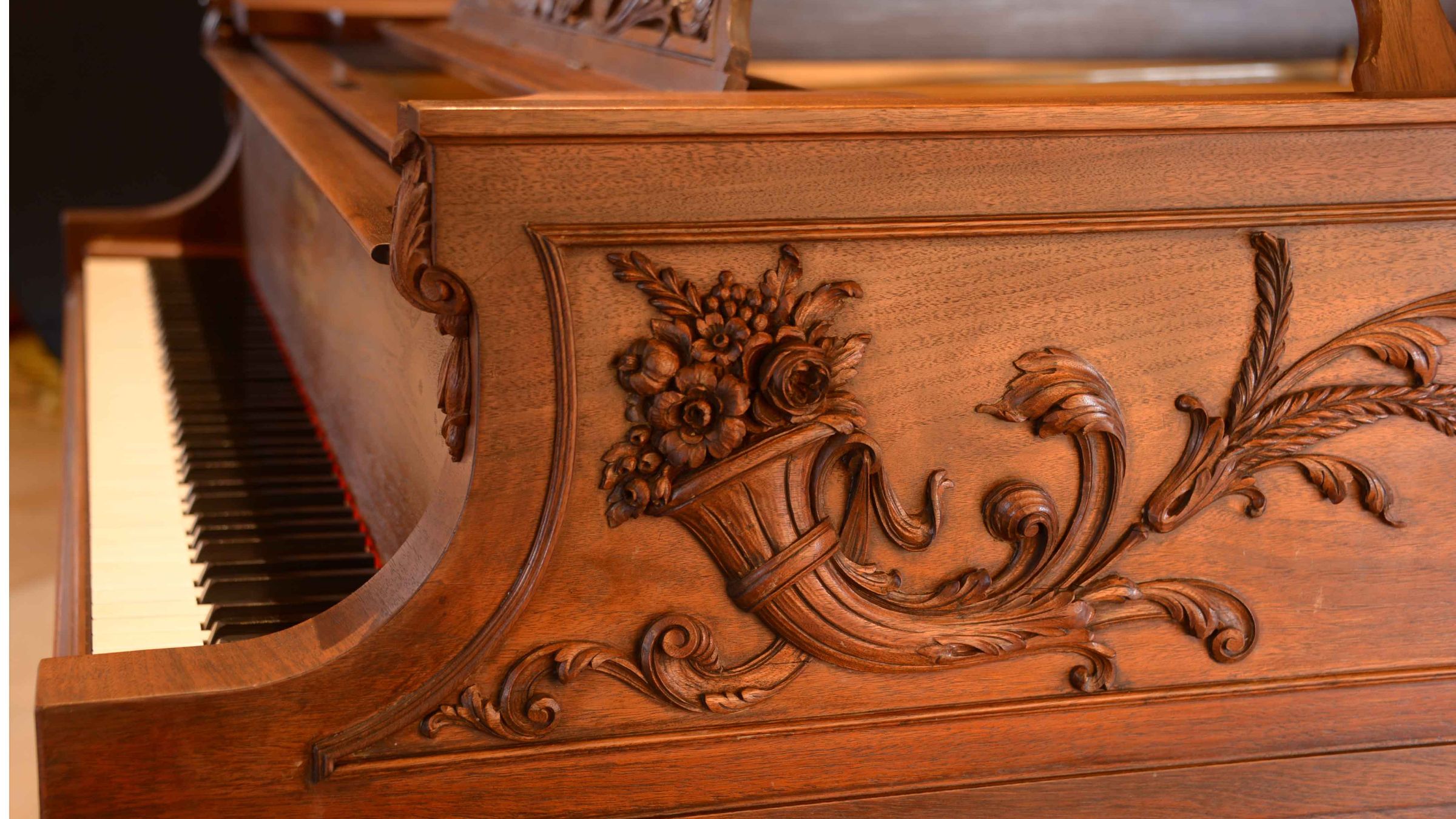 Steinway ART Case, Hand Carved