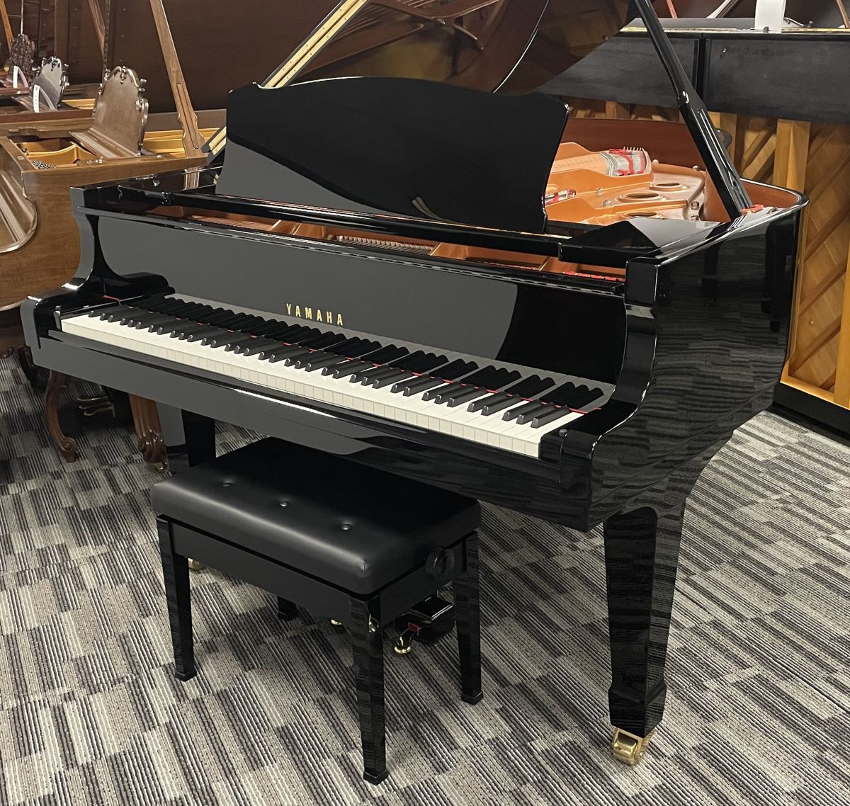 Yamaha C3 grand piano - Artistic Edition - Picarzo Pianos