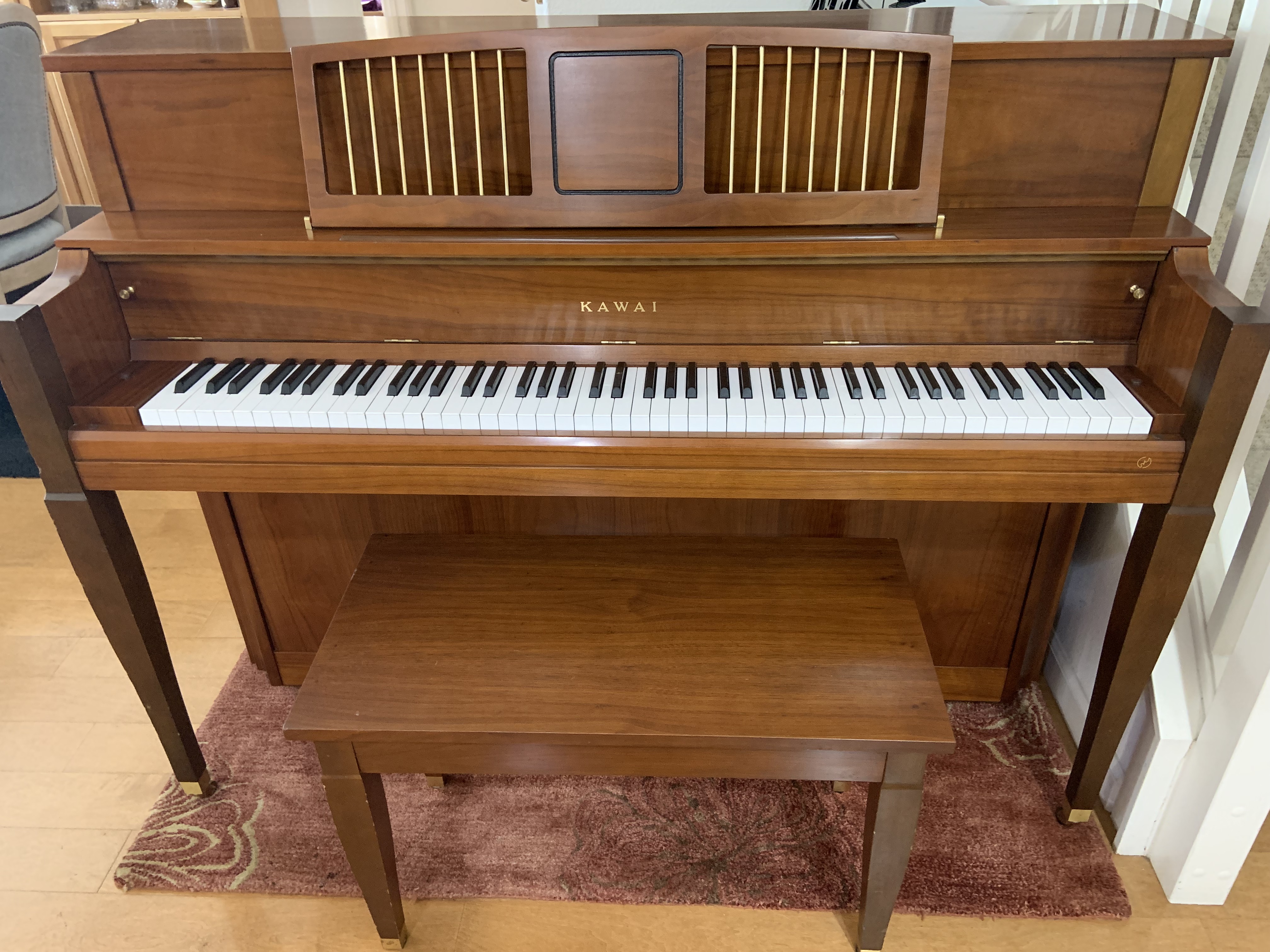 *****Professionally Refurbished Kawai Console