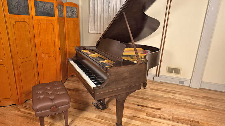 SALE!1920 Steinway & Sons Model M Grand Piano