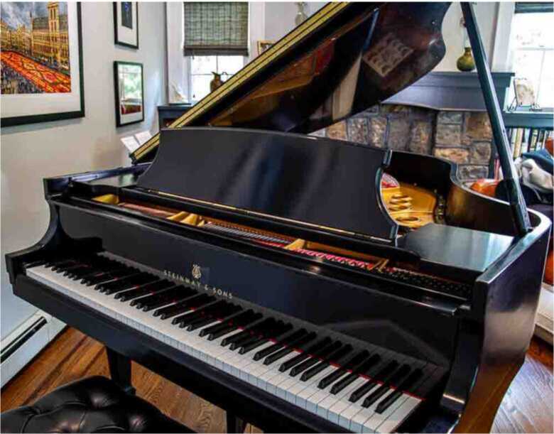 Steinway Model M (2012) Impeccable!