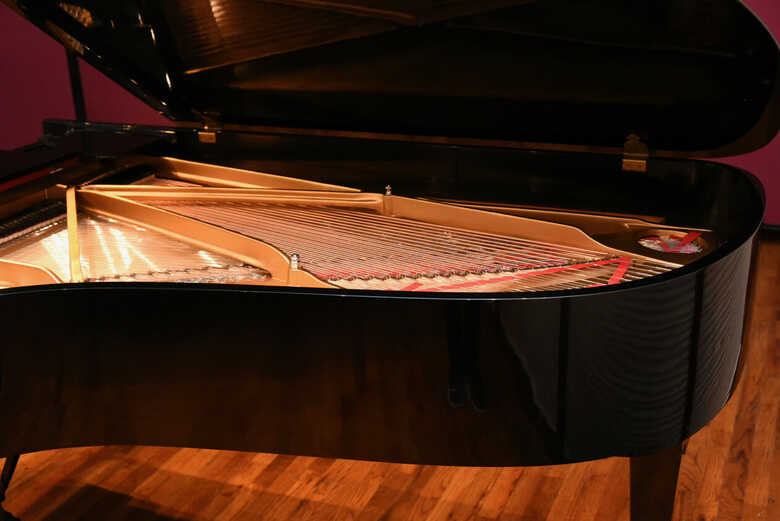 Steinway B Strong Bold Tone
