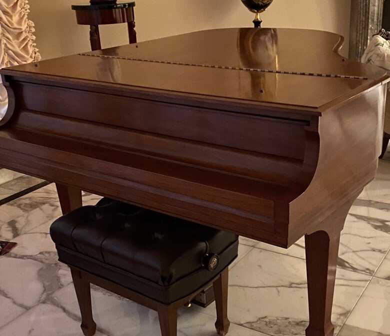 Steinway L 1994 Lowest Prices in Five Years!