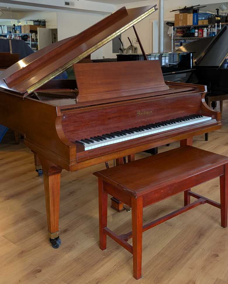 Reconditioned walnut 5'2" Baldwin