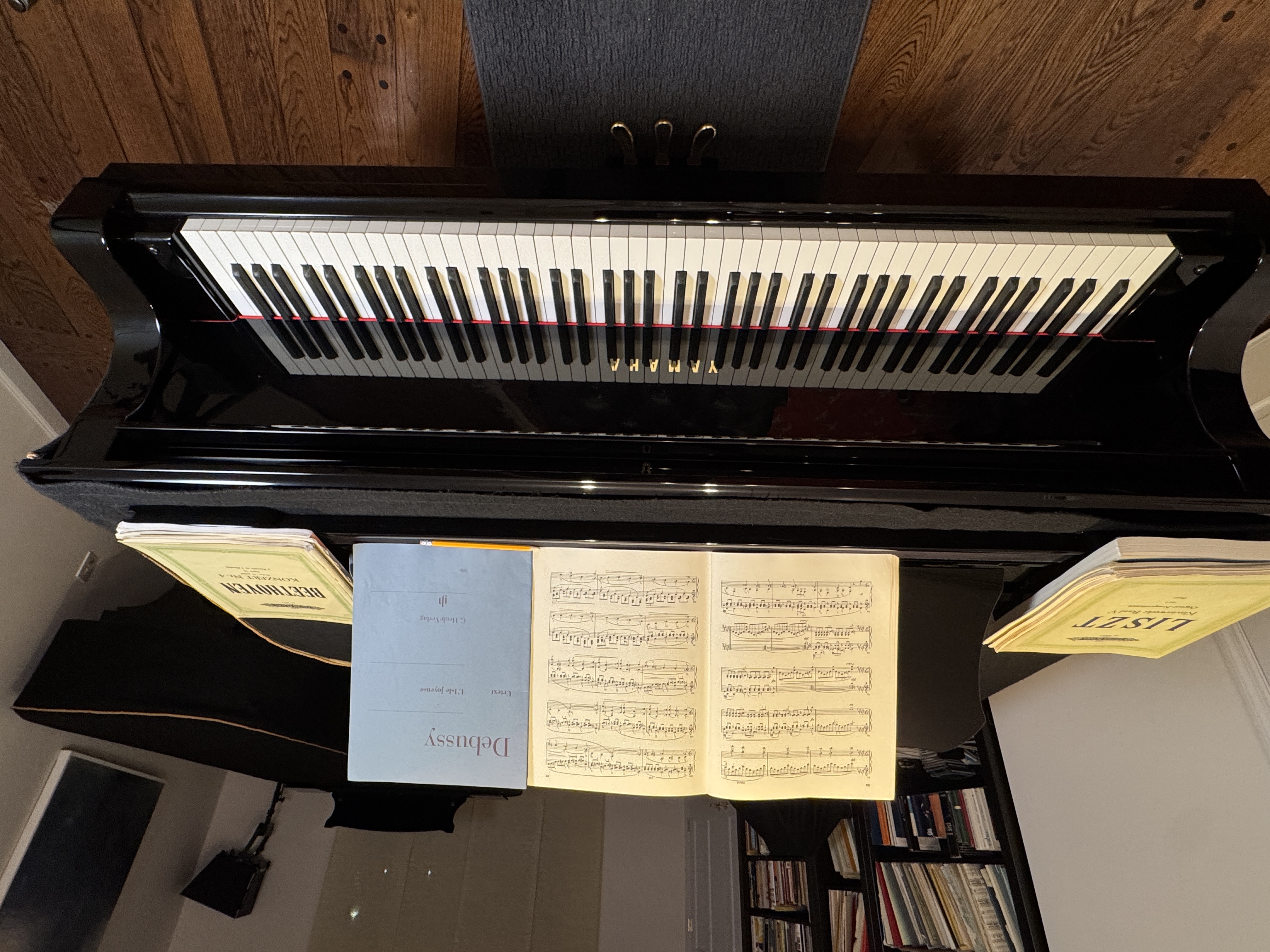 YAMAHA C7 - Artist owned - excellent