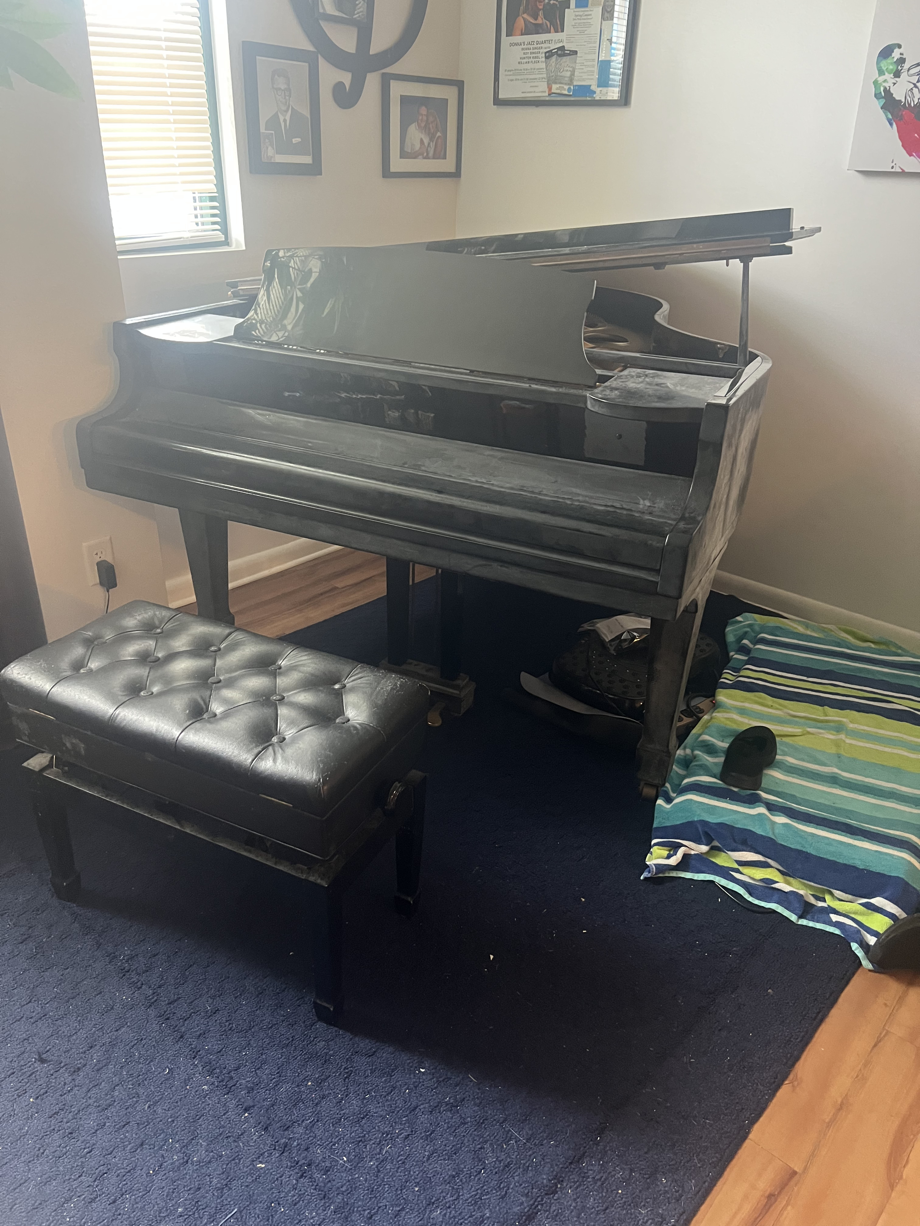 Beautiful 1984 Samick Grand Piano for Sale – Excellent Cond.