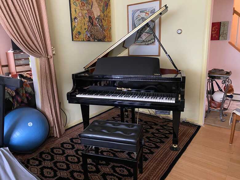 Hallet & Davis piano with QRS system