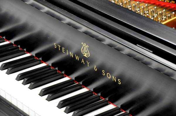 IN PHOENIX, new-in-1997 STEINWAY & SONS Model B Grand Piano