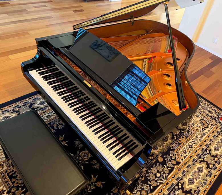 Like-new YAMAHA C3X 6’1″ Grand Piano – in Los Angeles Metro