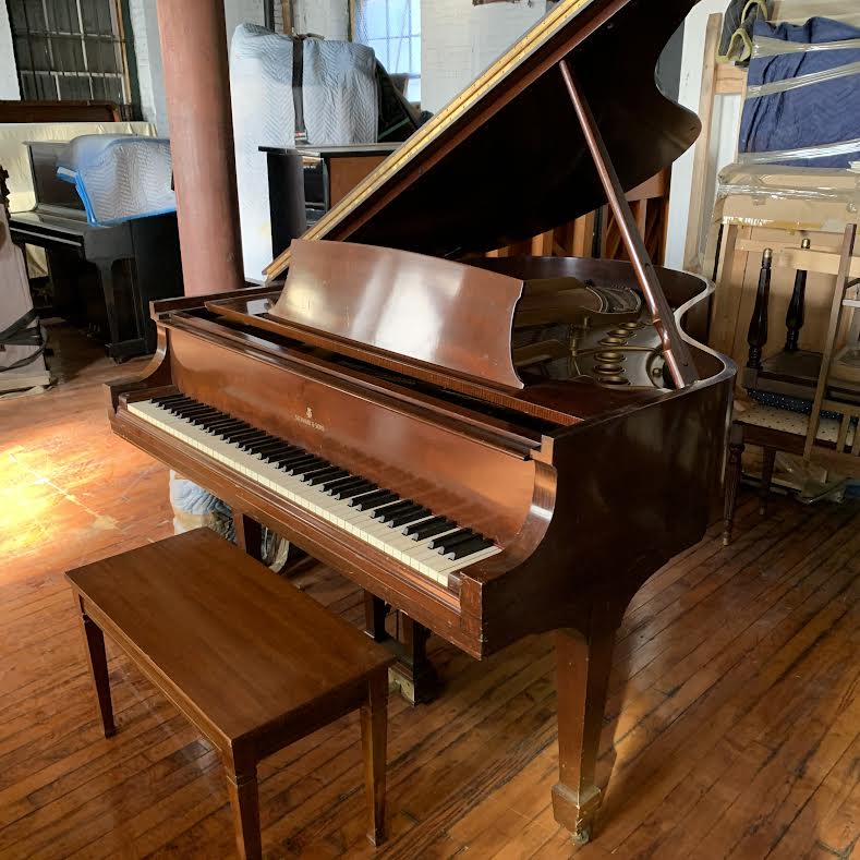 Steinway M