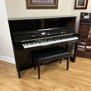 Schimmel W114 #16785 Polished Ebony 45″ Upright Piano