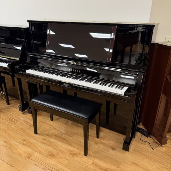 Yamaha YUS5TA3 #6610464 Polished Ebony 52" Upright Piano