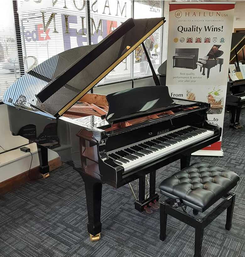Hailun HG178 5'10" Grand Piano  w/12 year Transferable Warr