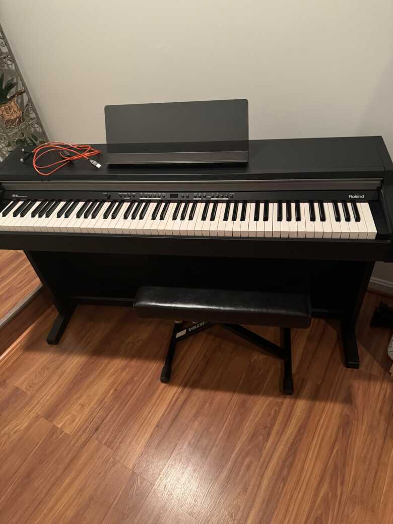 MP-60 Roland Digital Piano