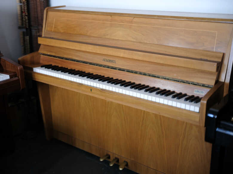 Gorgeous Schimmel continental console