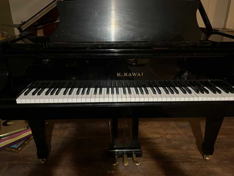 Kawai KG-3C  in good condition