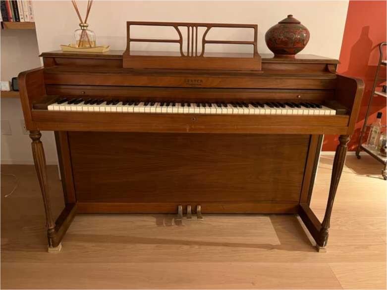 Lester Spinet Piano