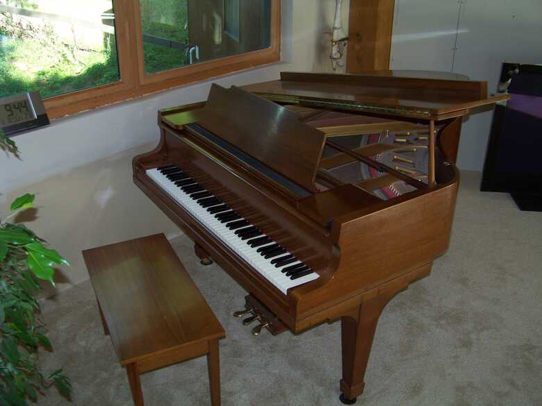 Beautiful 1965 Kawai Grand Piano, priced to sell