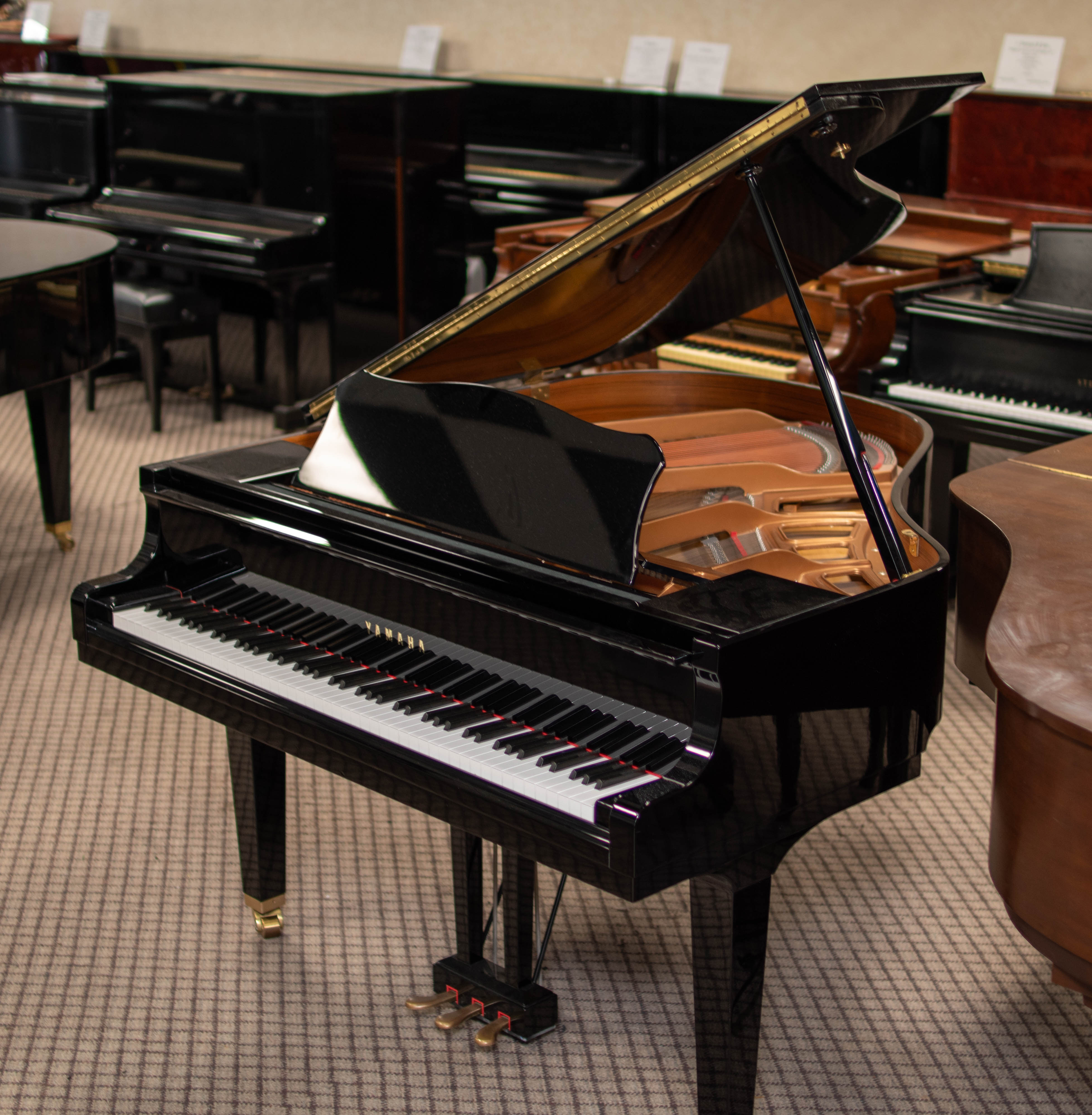 Yamaha Baby Grand Piano, GP1 (1998)