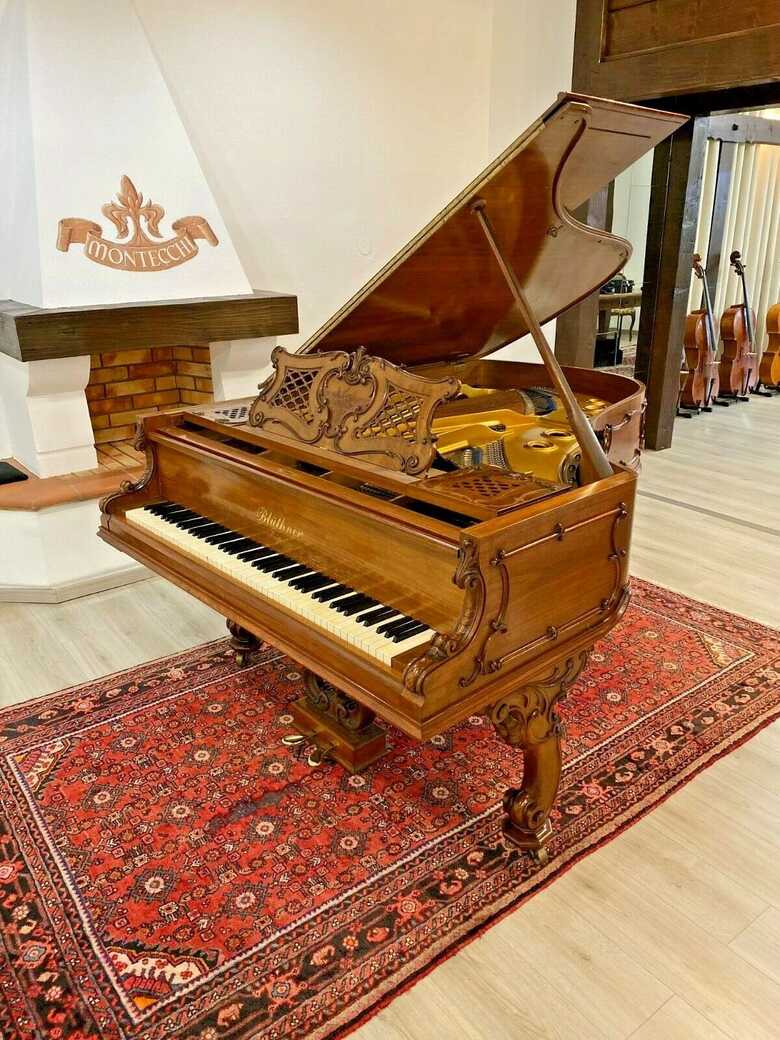 Majestic Bluthner 6’3 grand piano & steinway key felt cover