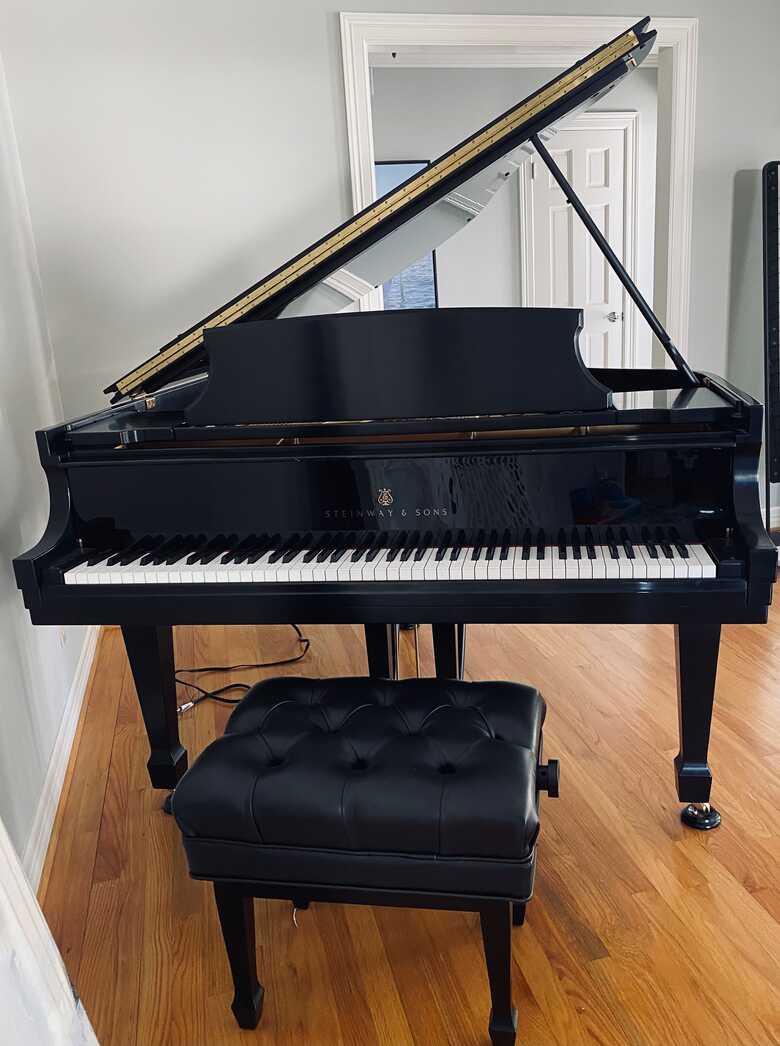 2016 Steinway model:M, with player system***