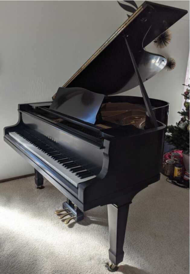 For Sale: Yamaha G2 Grand Piano