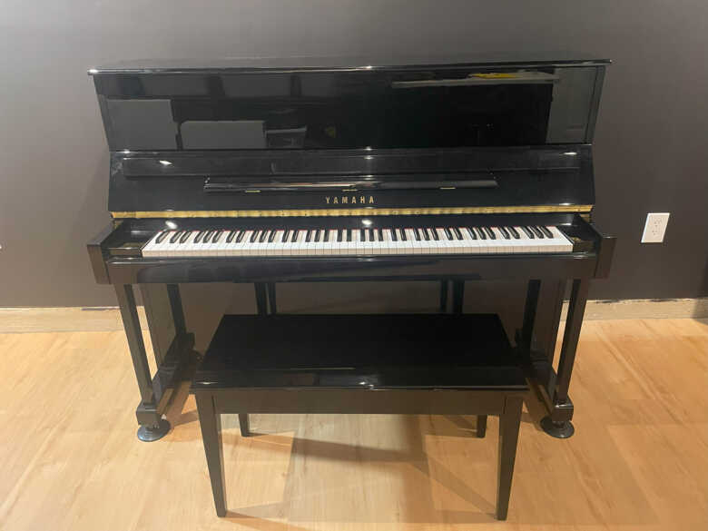 Yamaha Upright T118 with Silent System