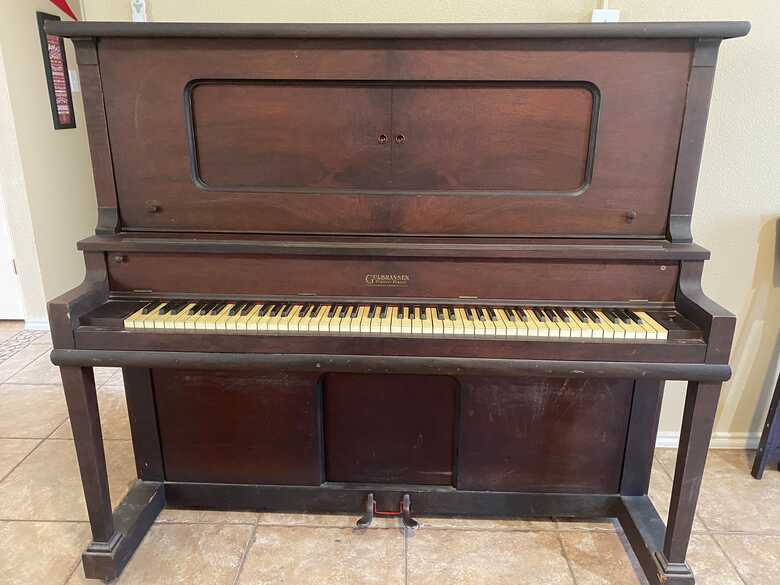 Gulbransen Antique Piano
