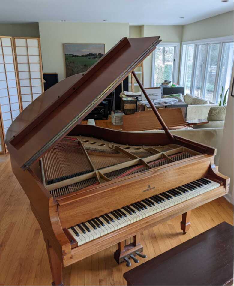 Steinway Model M 5'7'' Grand Piano