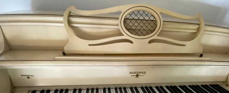 Imperial Hardman Piano 