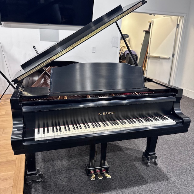 KAWAI FULL CONCERT GRAND GS-100