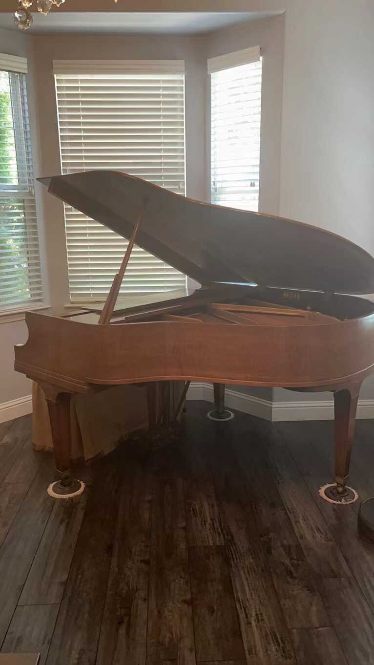 1950 Baldwin Baby Grand in Very Good Condition
