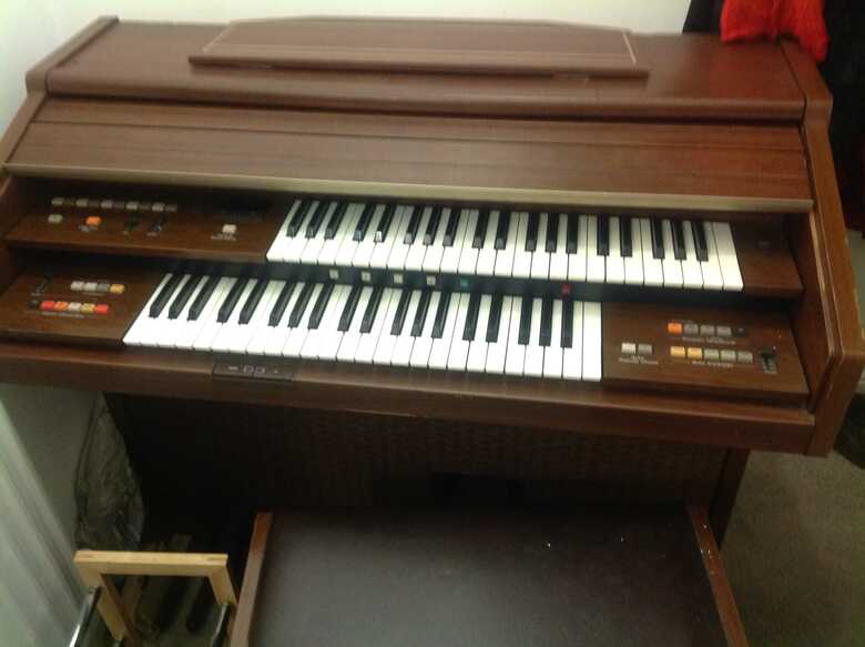 Kawai electronic organ 