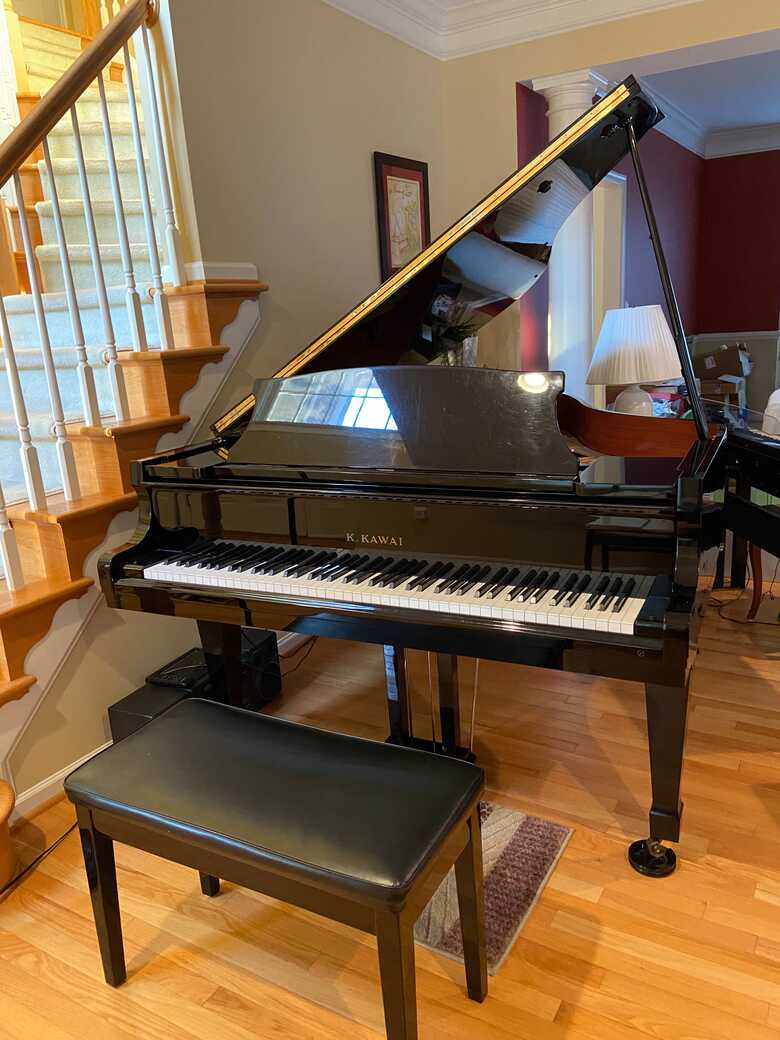 Price Reduced - Beautiful Kawai Ebony Grand Piano