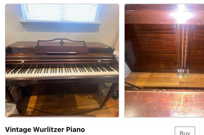 Vintage Wurlitzer piano 