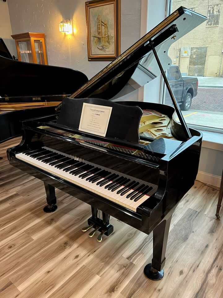 Yamaha G-2 Baby Grand Piano