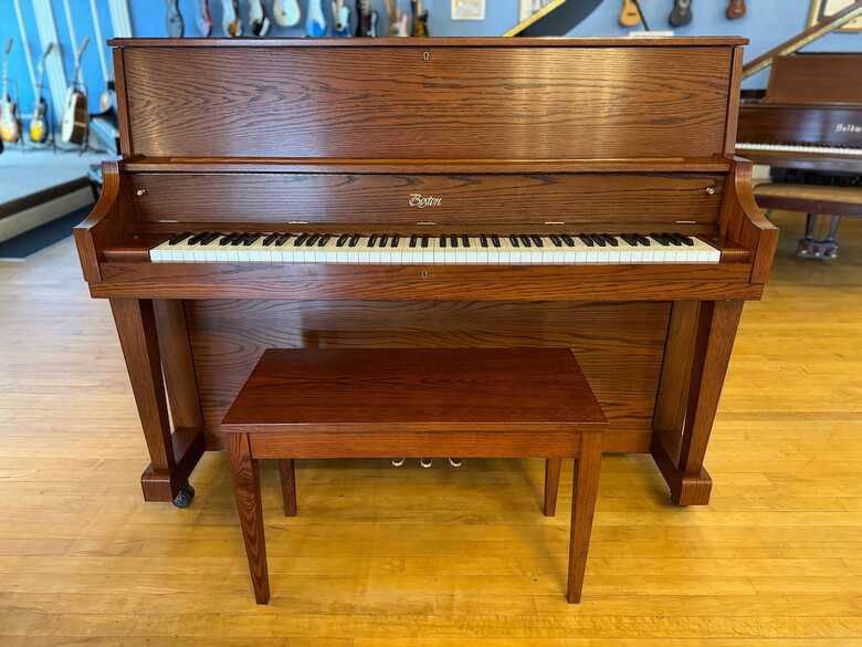 LIKE NEW Boston UP-118S by Steinway & Sons