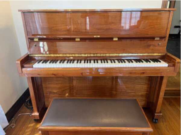 1987 Imperial German Scale Upright Piano