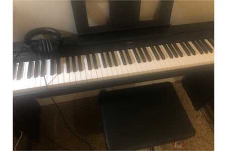 digital piano for sale second hand