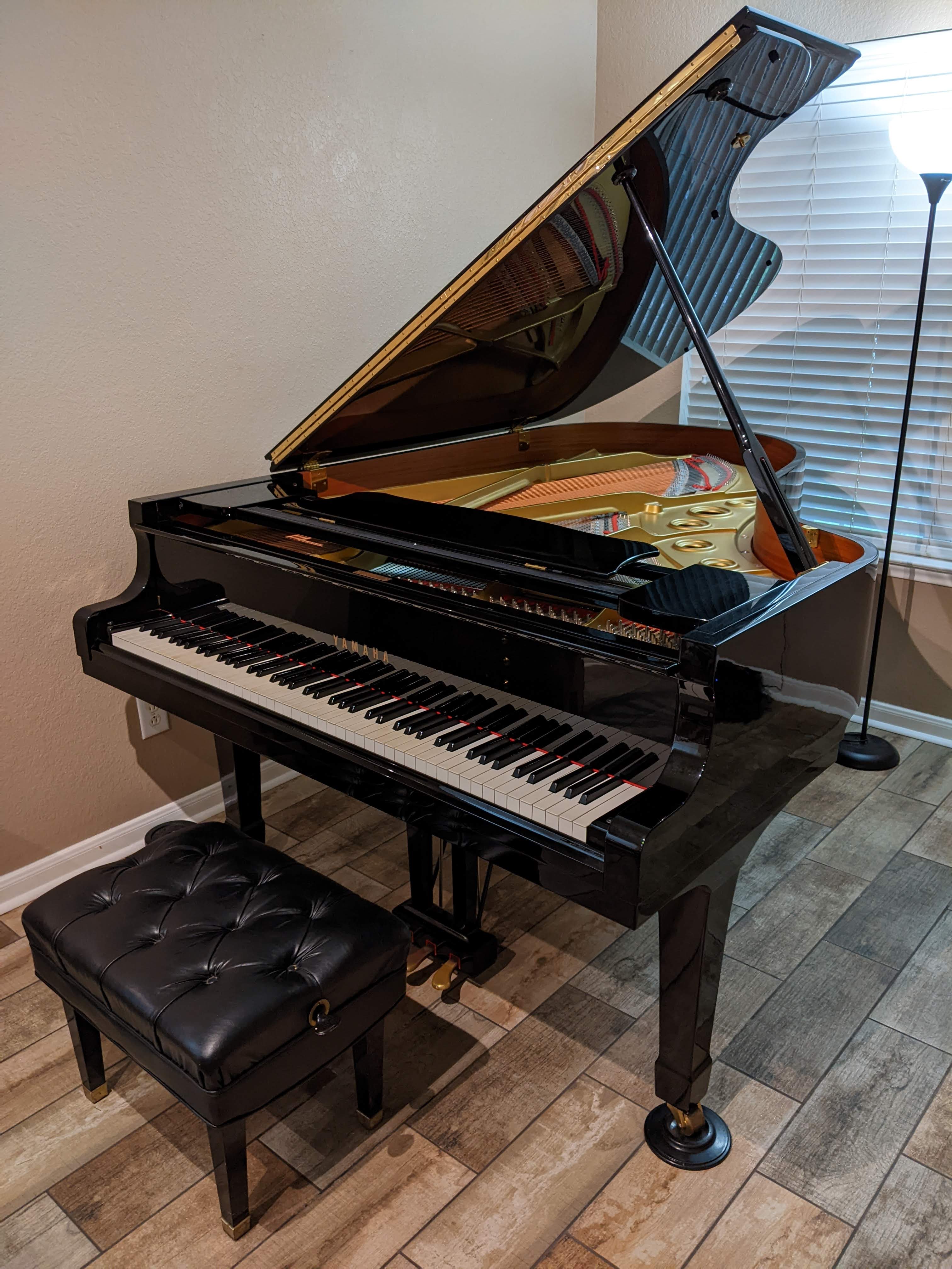 Excellent Condition Yamaha Conservatory C5 6'7" Grand Piano
