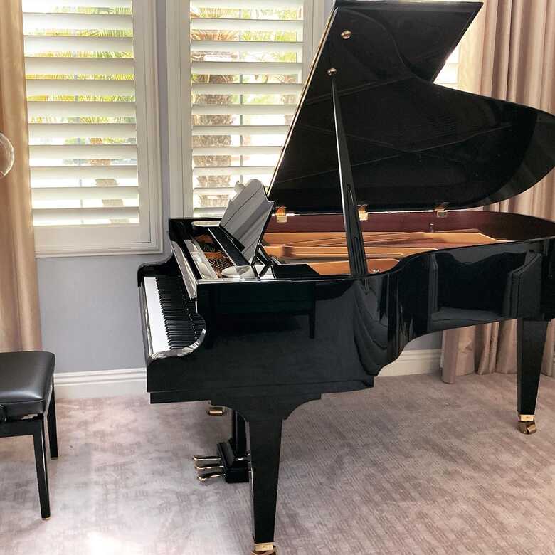 *Nearly New C. Bechstein Concert A192- Reduced*