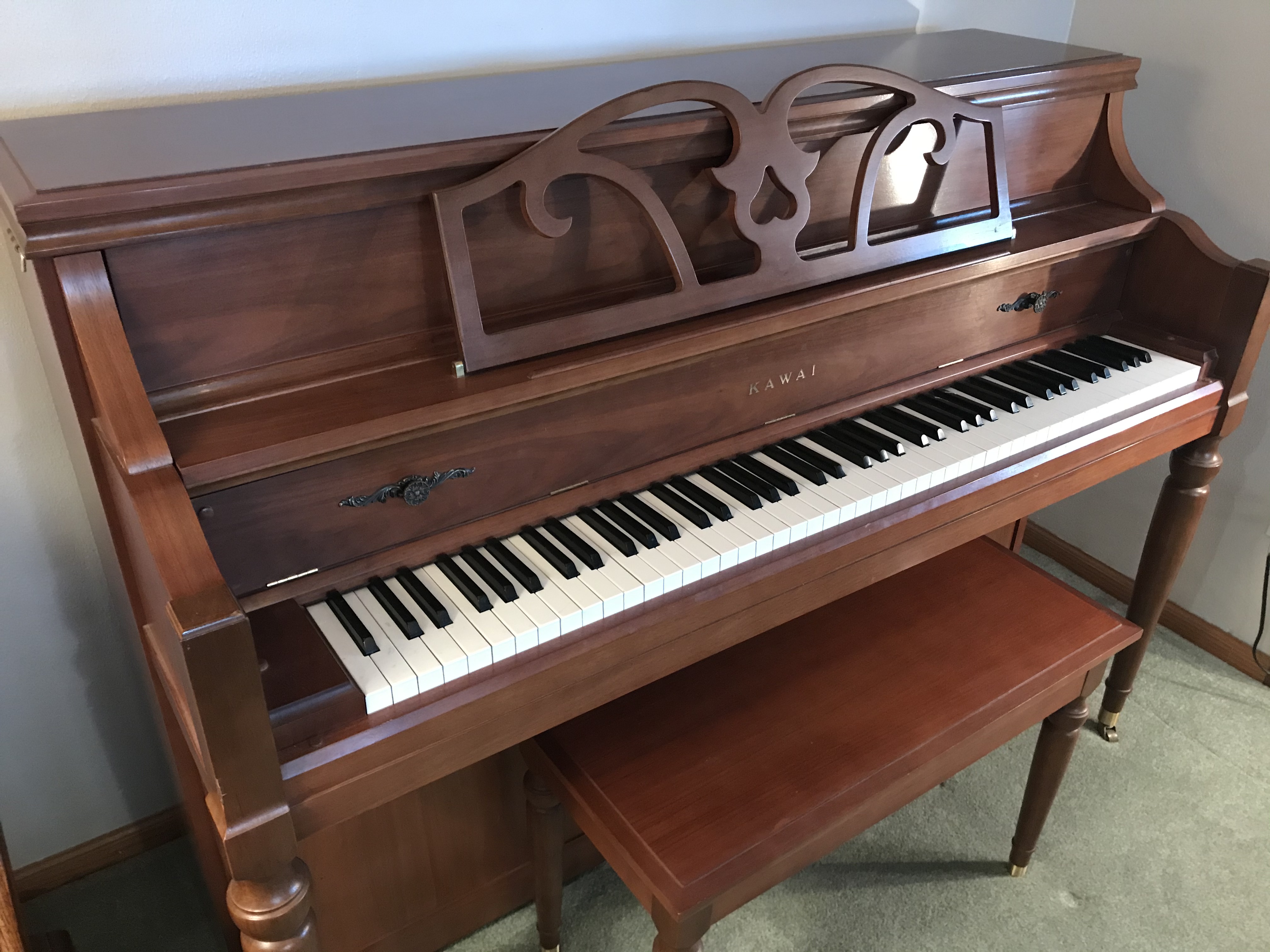 Kawai 802-T Console Piano