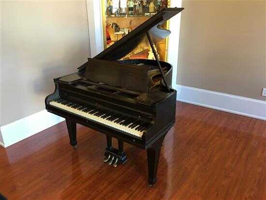Antique Starr Parlor Grand Piano 1909 in Good Condition