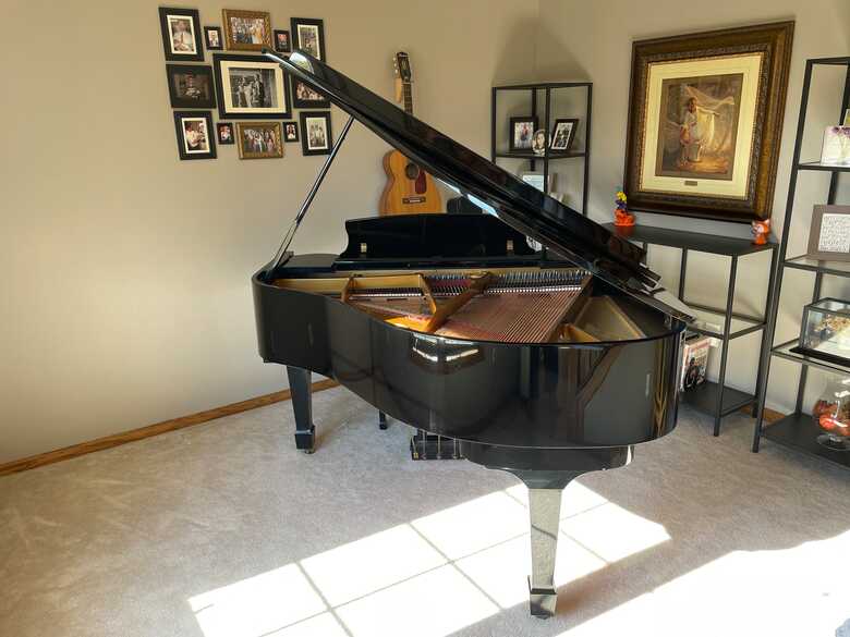 Baby grand in great condition!