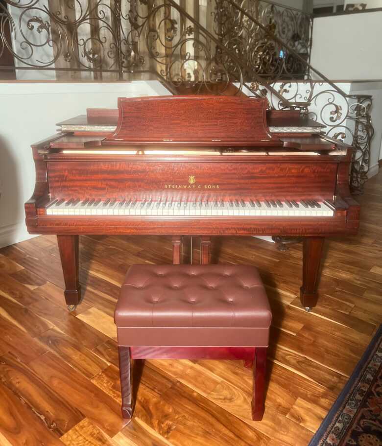 Steinway & Sons Parlor Grand Piano Model O Like NEW