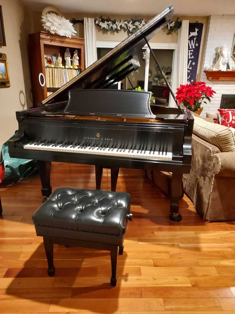 Steinway Model D - Excellent condition
