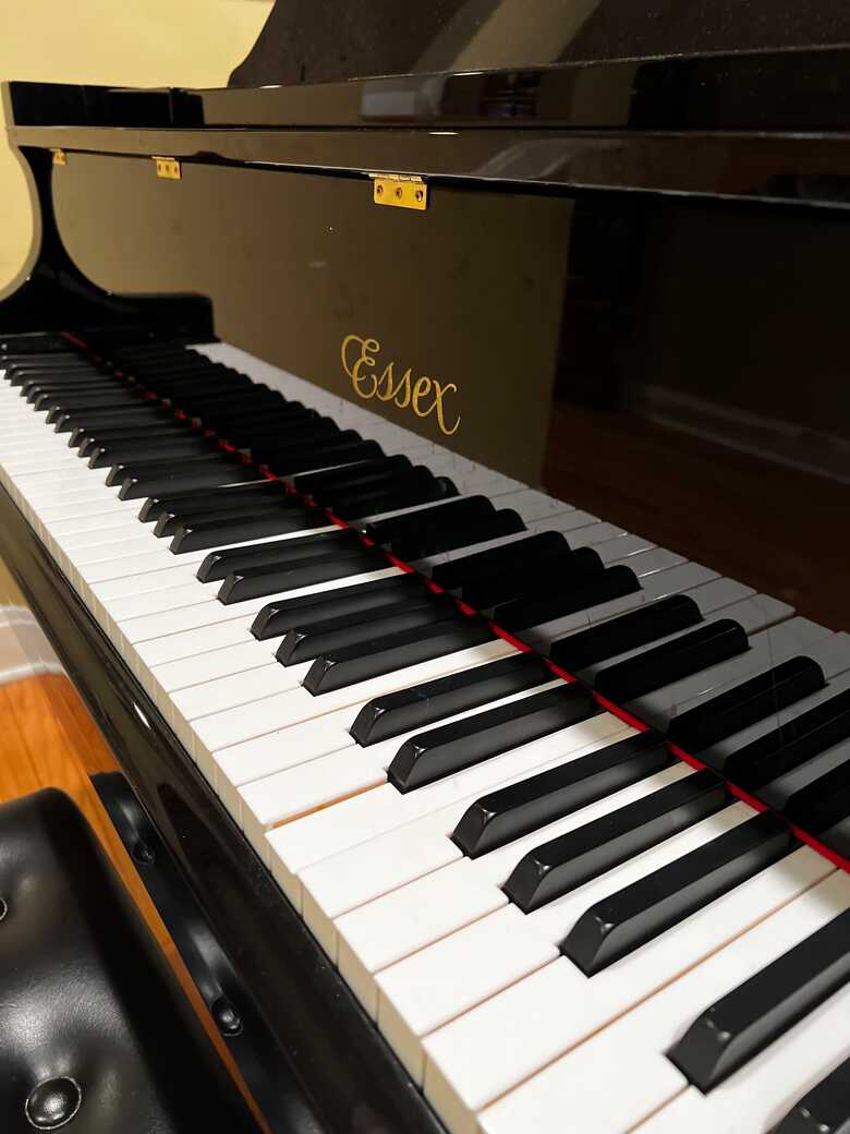 Essex Baby Grand Piano by Steinway & Sons For Sale