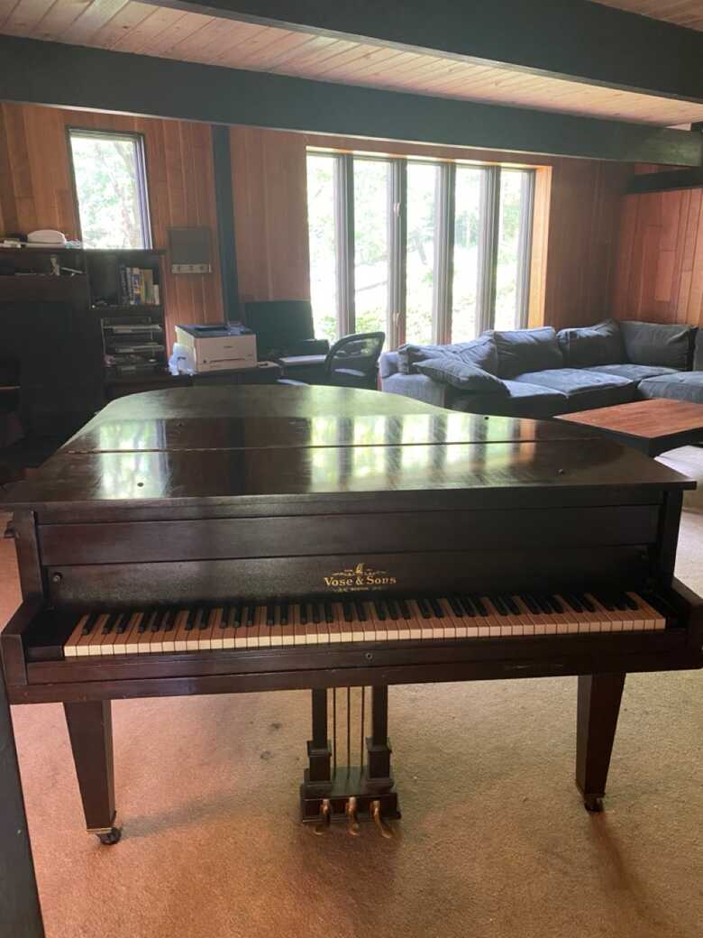 1924 Mahogany Finish Vose & Sons Baby Grand (#92784) | Piano for sale