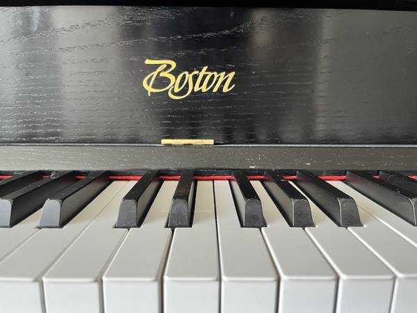 Steinway Boston UP-118S upright piano - $4,500 (Upper East S